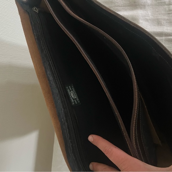 Vintage Roots Leather Chestnut Laptop Brief Bag - Picture 9 of 10